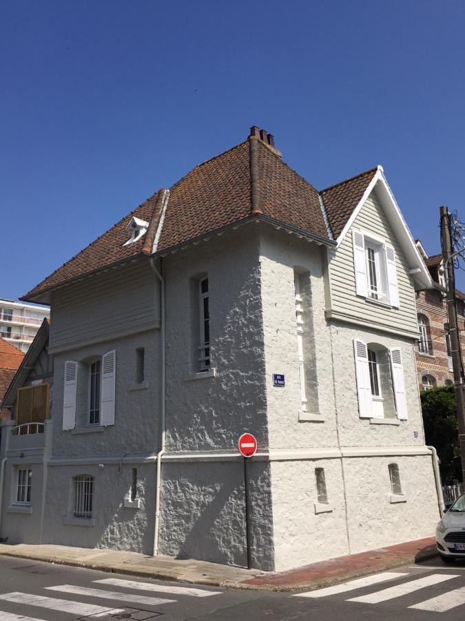 Historic "Touquettoise" Villa, Located In Heart Of The Village, 100M From The Beach, With Sunny Terrace And Private Garden Le Touquet Kültér fotó