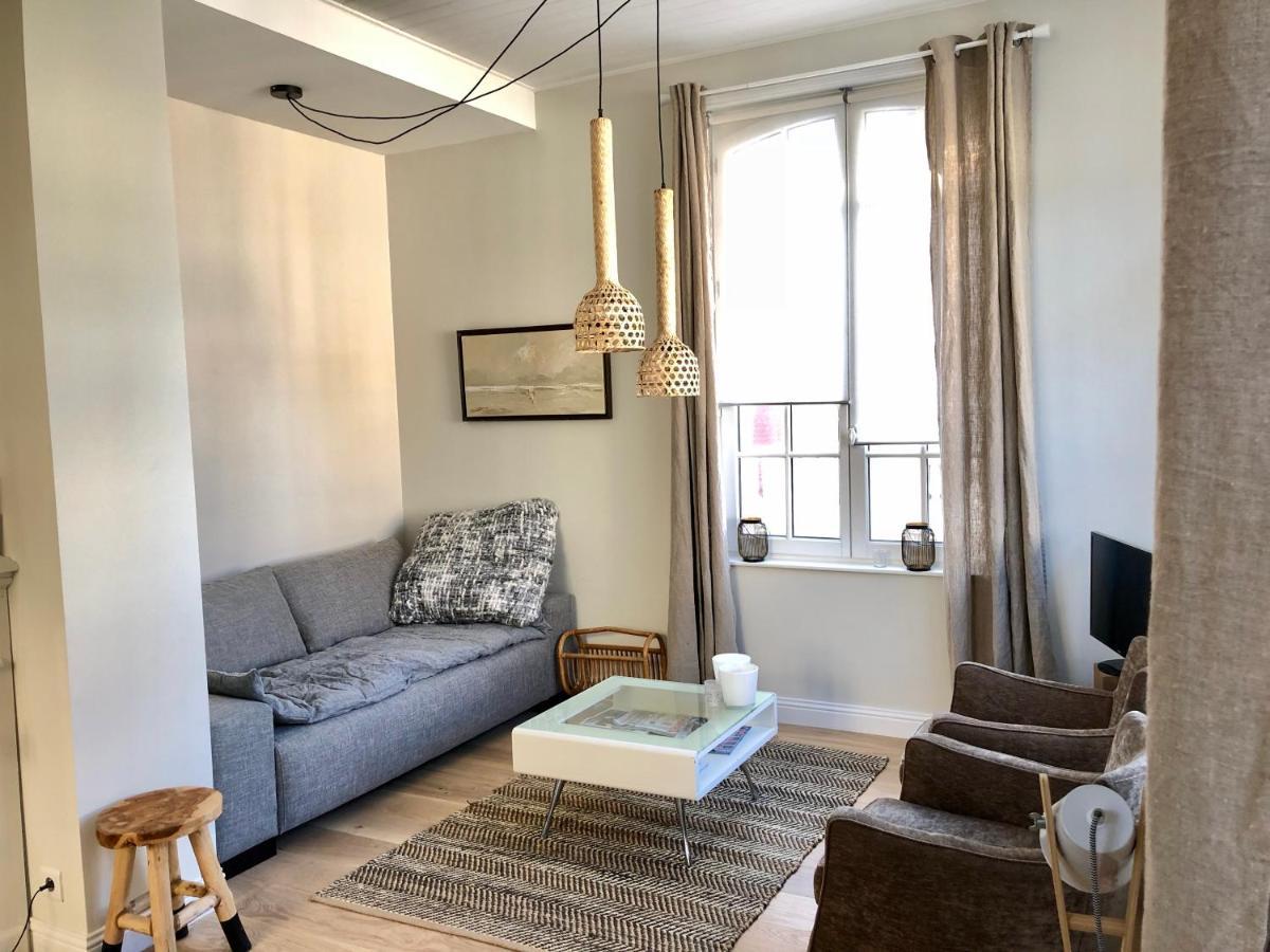 Historic "Touquettoise" Villa, Located In Heart Of The Village, 100M From The Beach, With Sunny Terrace And Private Garden Le Touquet Kültér fotó